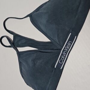 Calvin Klein Green Pull Over Bralette With Removable Pads Size L